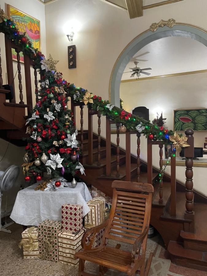 萨尔瓦多 曼加罗莎旅馆酒店 外观 照片